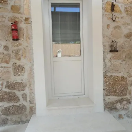 Villa Dalmatian Stone House Angela Drniš